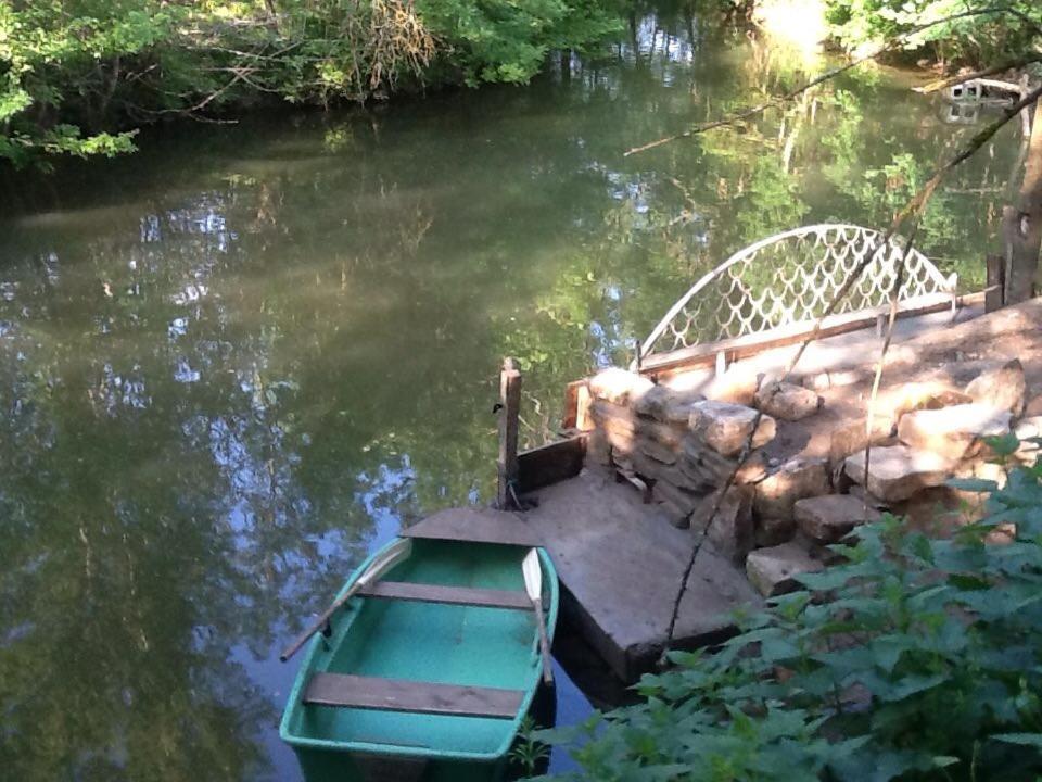 En Bord De Riviere Bed & Breakfast Casseneuil Dış mekan fotoğraf