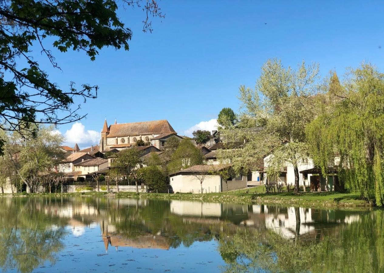 En Bord De Riviere Bed & Breakfast Casseneuil Dış mekan fotoğraf