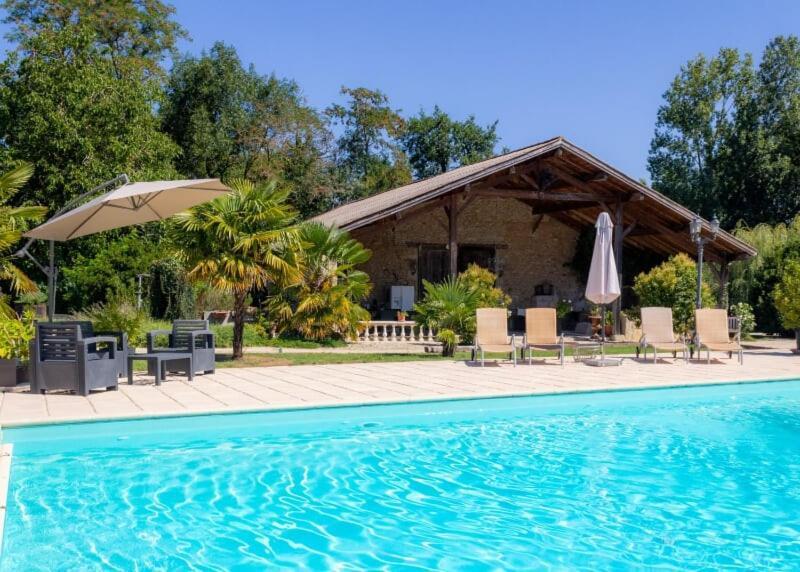 En Bord De Riviere Bed & Breakfast Casseneuil Dış mekan fotoğraf